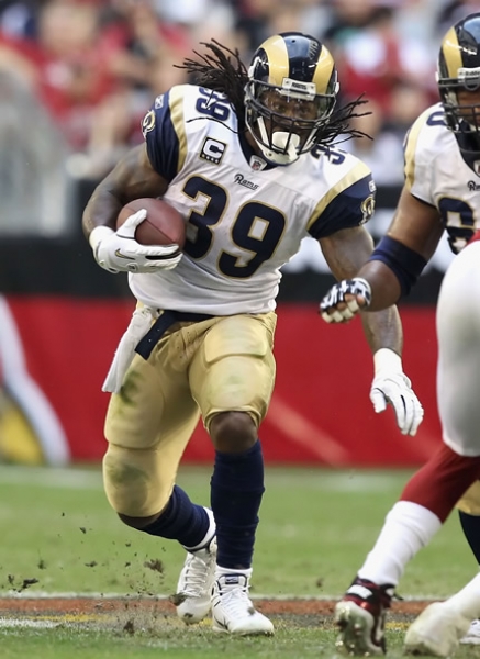 Steven Jackson corrió para 102 yardas, incluido el único TD del partido.
