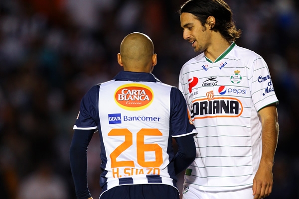 Suazo superior a la defensa