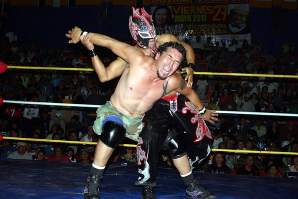 Triple A se presentó en la Arena Neza.