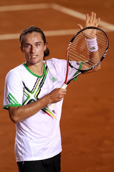 l ucraniano Alexandr Dolgopolov se repuso de un 0-3, y liquidó a Stanislas Wawrinka.