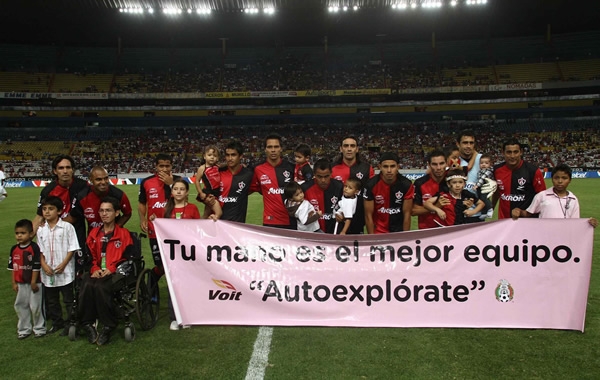 Atlas se tomó la foto oficial previo al encuentro en el Jalisco.