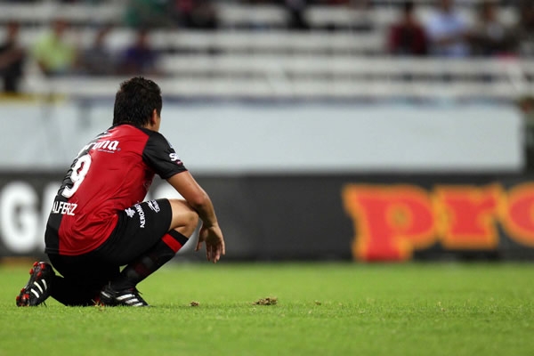 Alférez no pudo evitar la derrota rojinegra