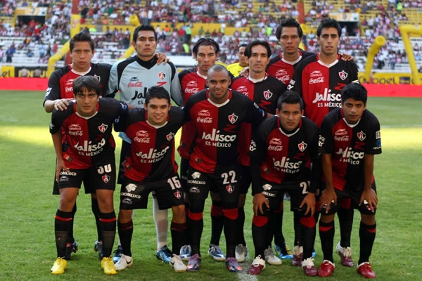 Atlas es retratado antes del inicio del partido