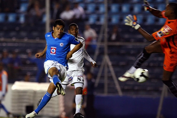 Cruz Azul-Árabe Unido