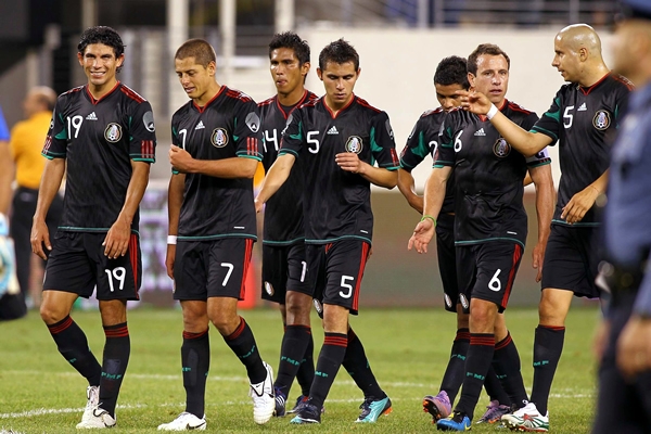 El Tri se fue agradecido del nuevo estadio de los Gigantes.