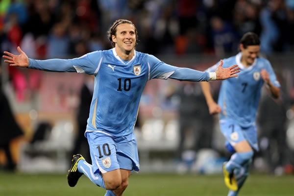 Forlán demostró toda su calidad en este Mundial