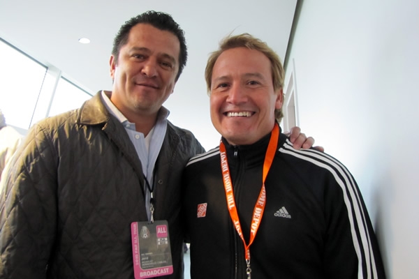 Hermosillo y Luis Hernández estuvieron en el estadio