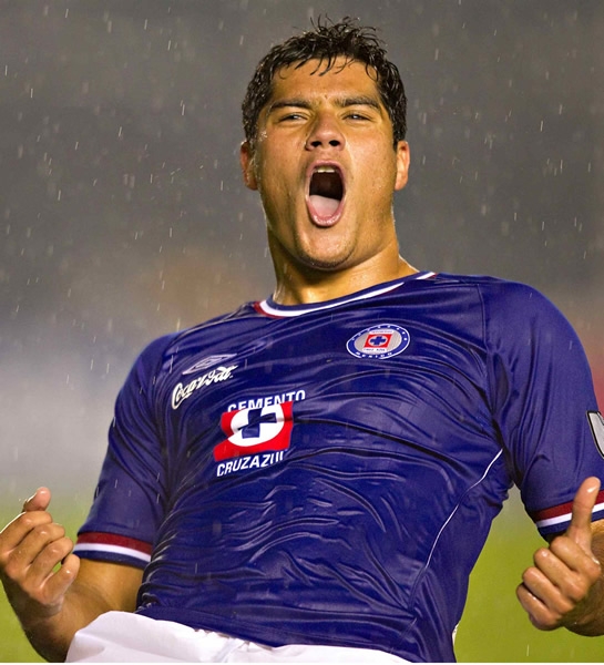 Javier Orozco se impuso a la lluvia