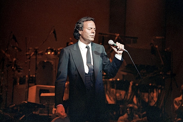 Julio Iglesias