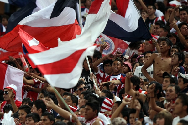 La afición de Chivas siempre apoyando