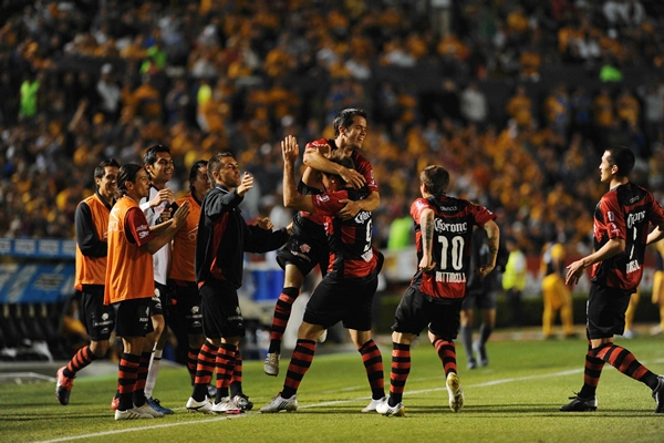 La felicidad de los Zorros silencian a la afición de Tigres.