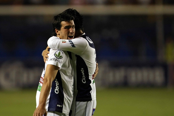 Los del San Luis festejaron con gran alegría los goles.