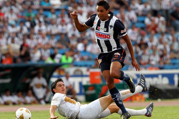 Al final, Monterrey pasó por encima de Pumas