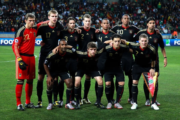 Alemania se toma la tradicional foto de equipo