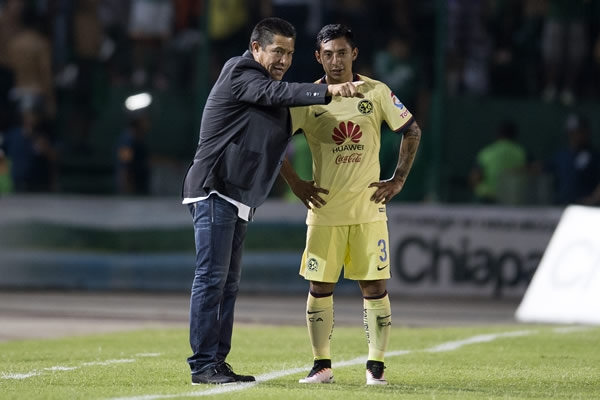 Ambriz movió sus cartas para asegurar el triunfo.