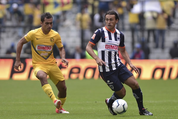 Arellano en busca de filtrar la zaga azulcrema.