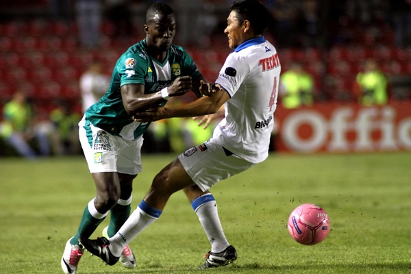 Arizala no fue el revulsivo que buscaba Matosas al ataque.