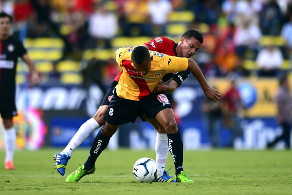 Ayala es la piedrita en el zapato de Aldo Leao.