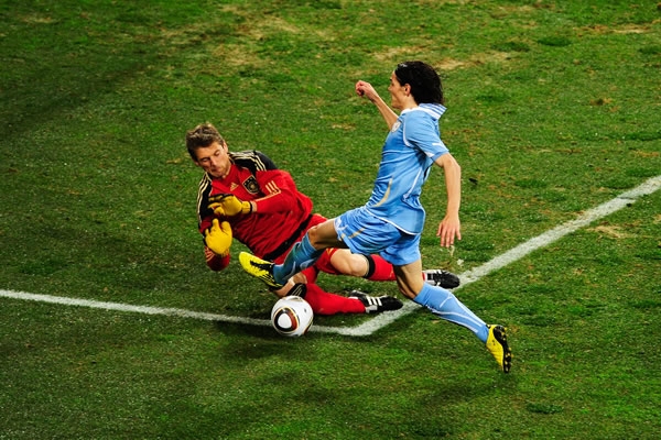 Butt le quita la oportunidad a Cavani