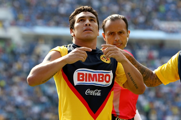 Cabañas vacunó 2 veces a Corona