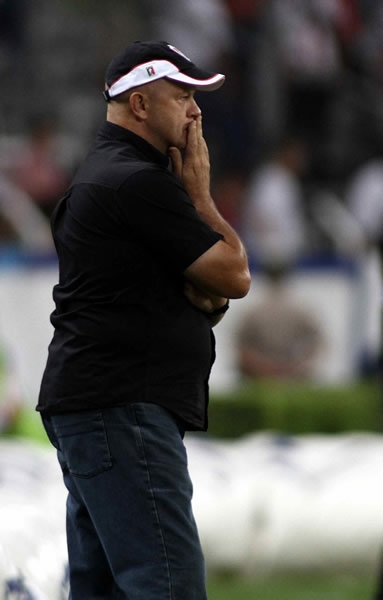 Carlos Ischia, D.T. de Atlas