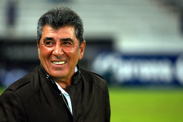Carlos Reinoso se fue contento del Jalisco