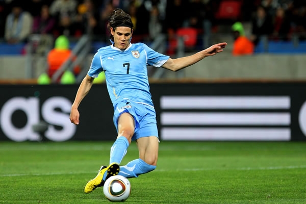 Cavani es pieza fundamental del ataque uruguayo