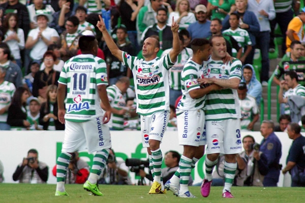 Celebración de Santos