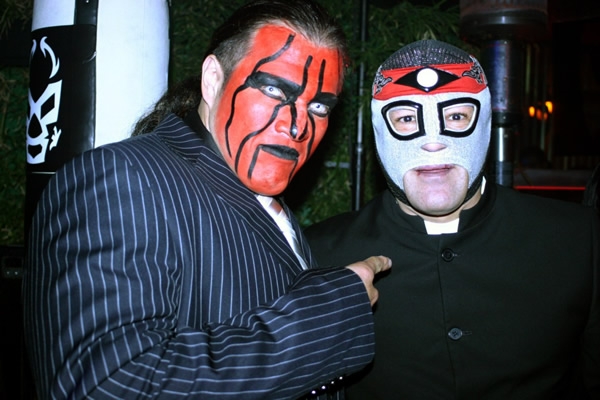 Chessman y Octagón aparecen en el juego