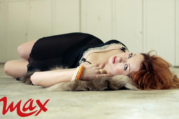 chicas max 3