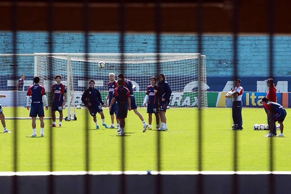 Chivas realizó su último entrenamiento previo a la Final.