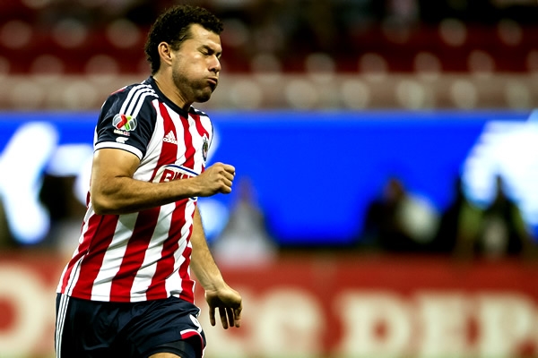 Chivas se complica sus números, los del porcentaje.