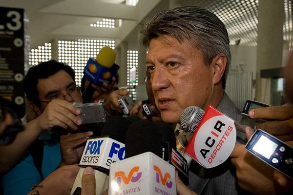 Chucho Riaz Chucho Ramírez descartó a Douglas dos Santos