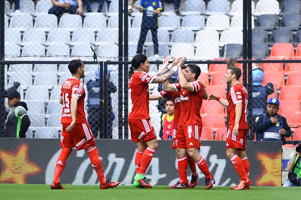 Con pase de Dayro, Hauche puso la ventaja.