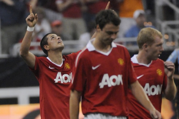 Con un gol debutó Javier Hernández