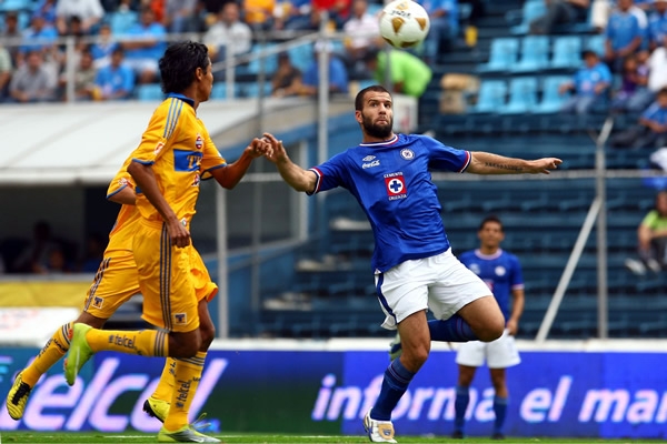 Cruz Azul-Tigres 8