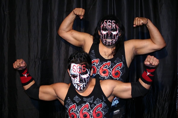 Damián y Bestia 666 representaron a los Perros