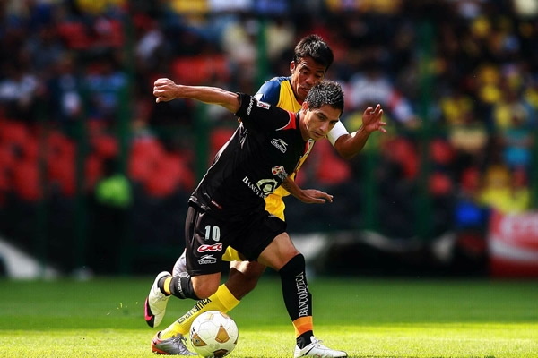 Danilinho luchó pero su magia no llegó al Azteca.