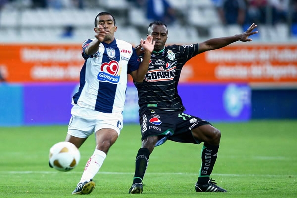 Desde el inicio Benítez fue un dolor de cabeza