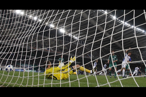 El arco del Panathinaikos cayó