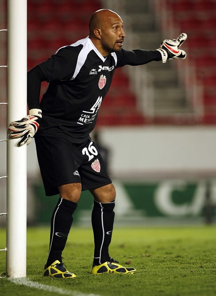 El Conejo no pudo evitar la caida de su marco