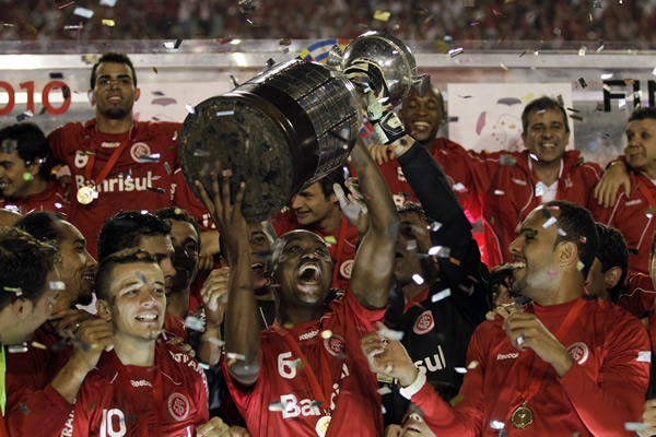 El Internacional levantó la Copa