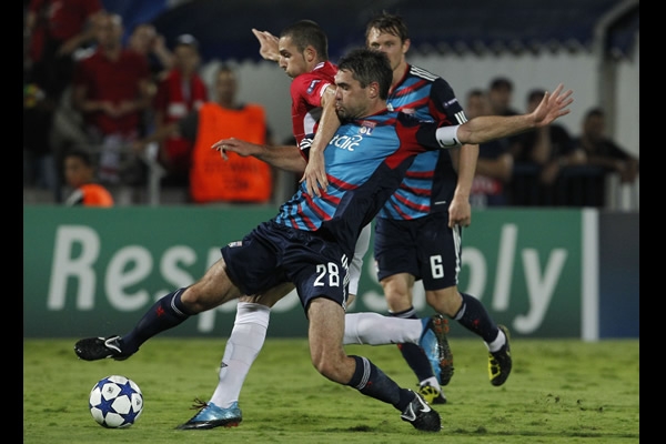 El Lyon consiguió ganar de visitante