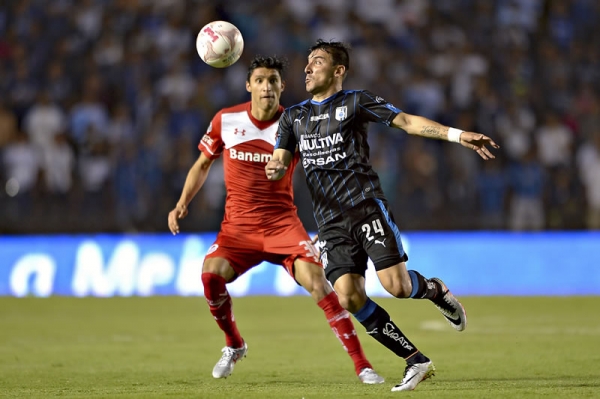 El Pájaro benítez buscó el gol del triunfo.