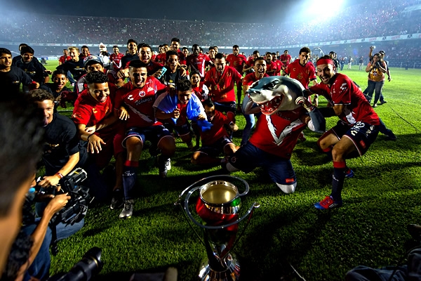 El Tiburón, se la llevó el Tiburón.