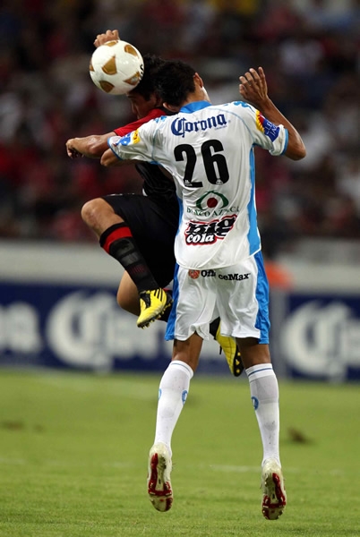 En todo momento se peleó el balón con fuerza