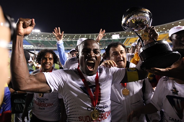 Fluminense-LDUQ 18