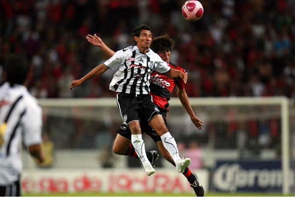 Gallos luchó por el triunfo