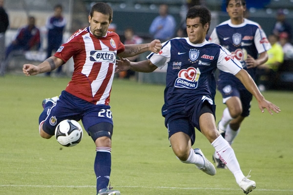 Giancarlo se estrenó con Chivas USA