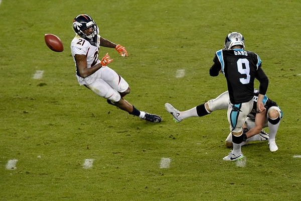 Graham Gano erró un gol de campo durante el segundo cuarto.